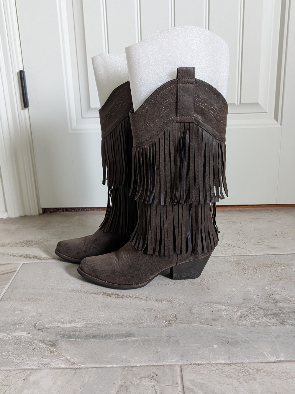 Pierre Dumas Brown Fringe Western Knee-High Boots Size 8.5